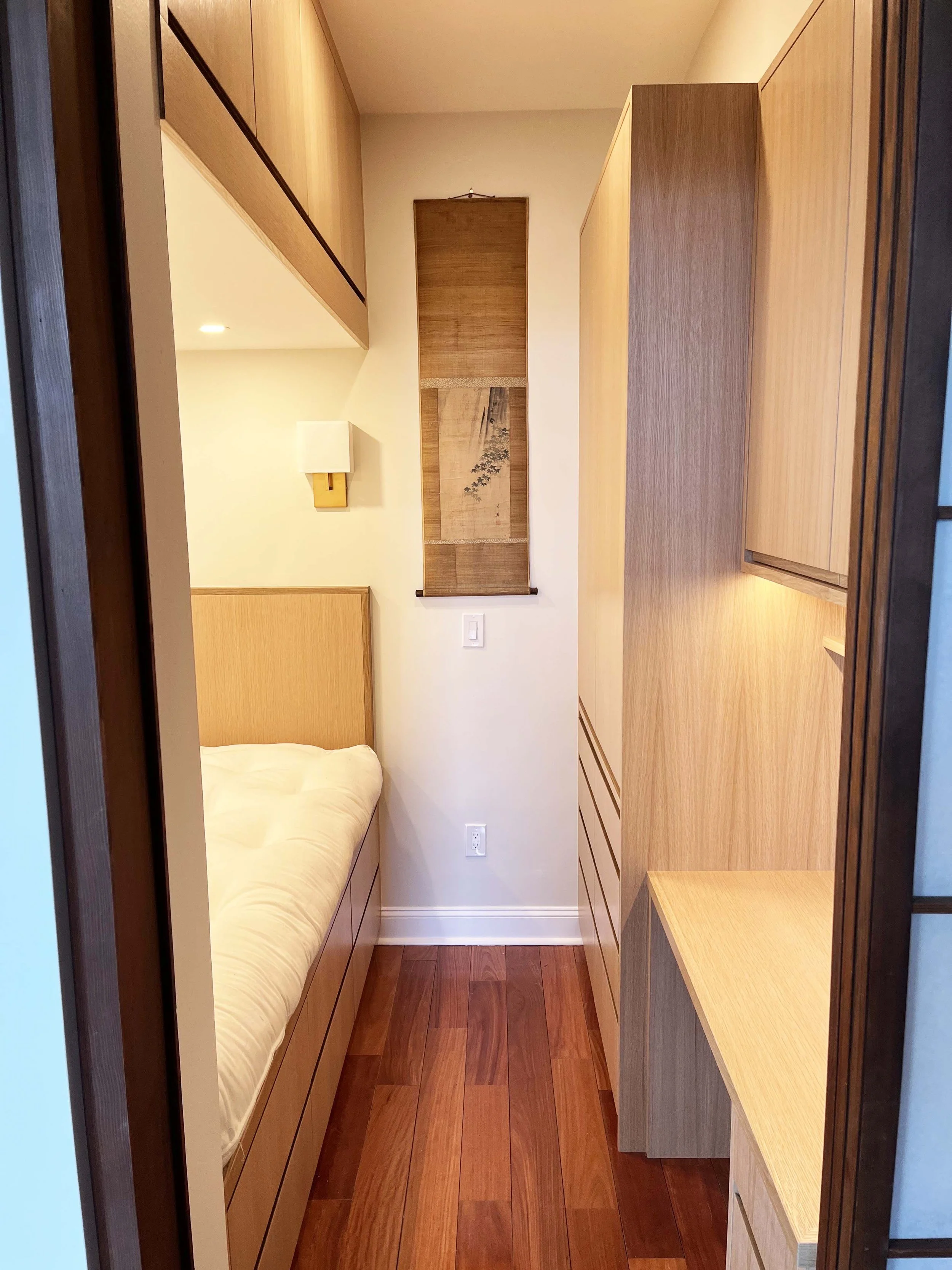 This small spare room is reminiscent of a boat