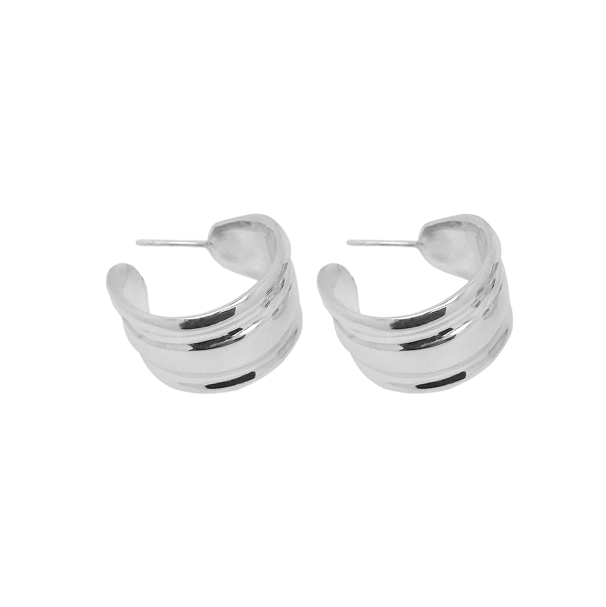 RUDDOCK FAYE EARRINGS SILVER FLAT PRESS B2.jpg