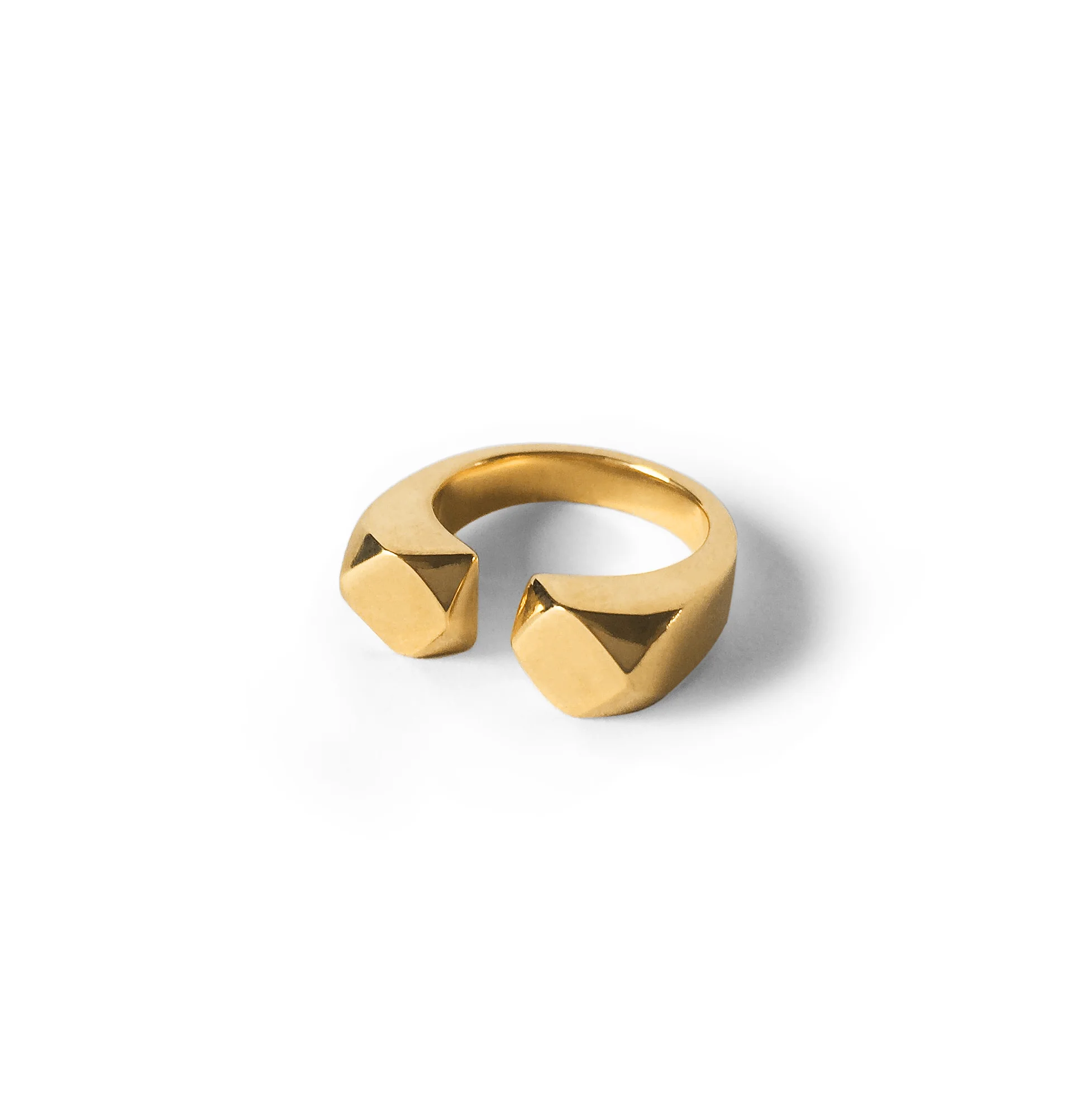 RUDDOCK ARLO RING GOLD FLAT PRESS.jpg