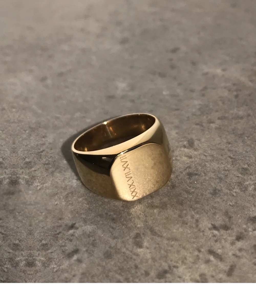 ENGRAVED ARLO SIGNET RING ROMAN NEUMERALS.jpg
