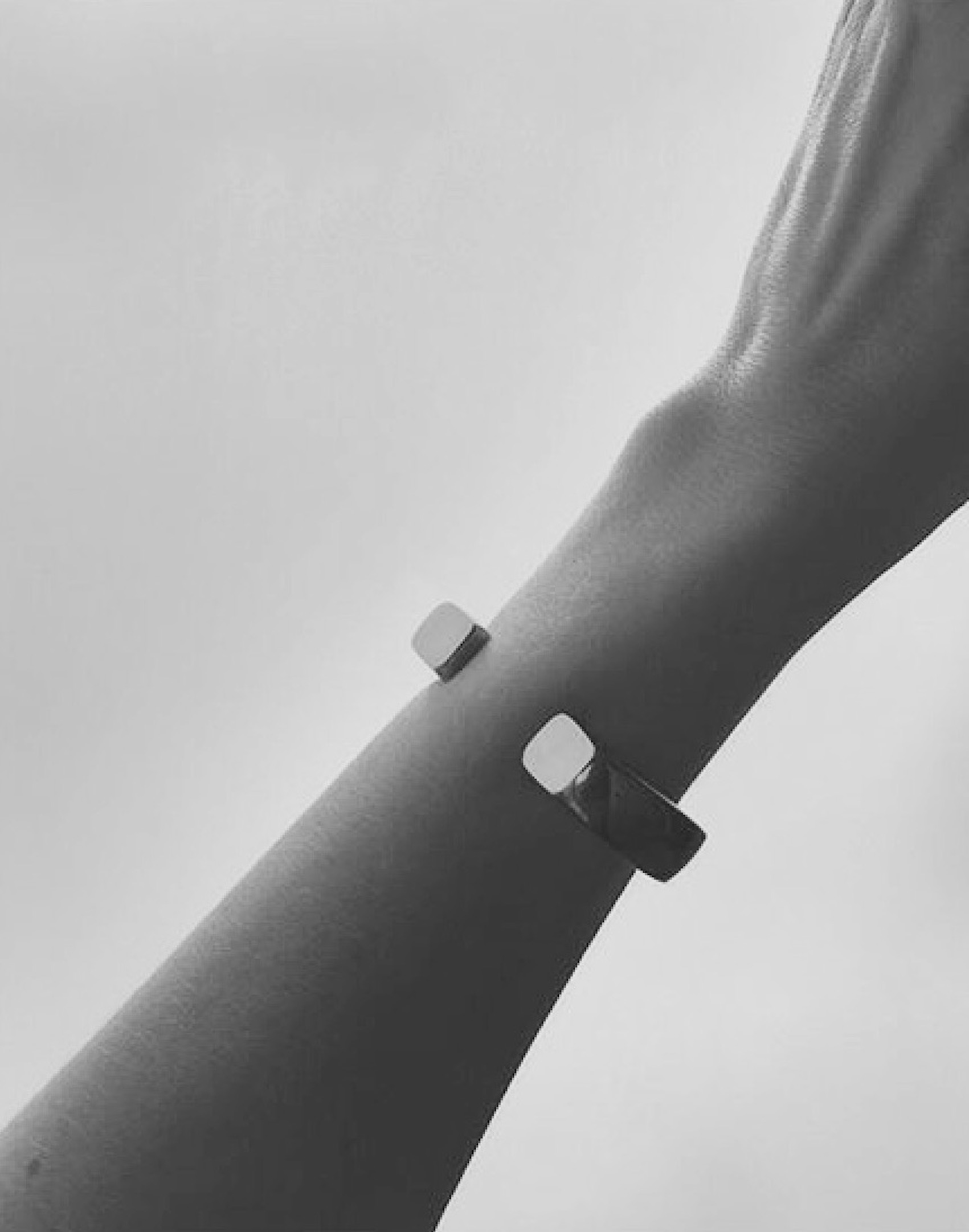 big arlo cuff black and white.jpeg