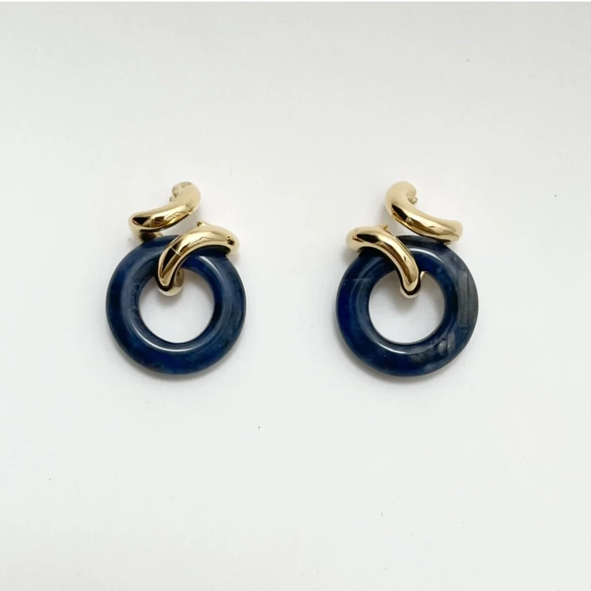 1F1938E5-FF28-4480-83DD-C7B75845F171