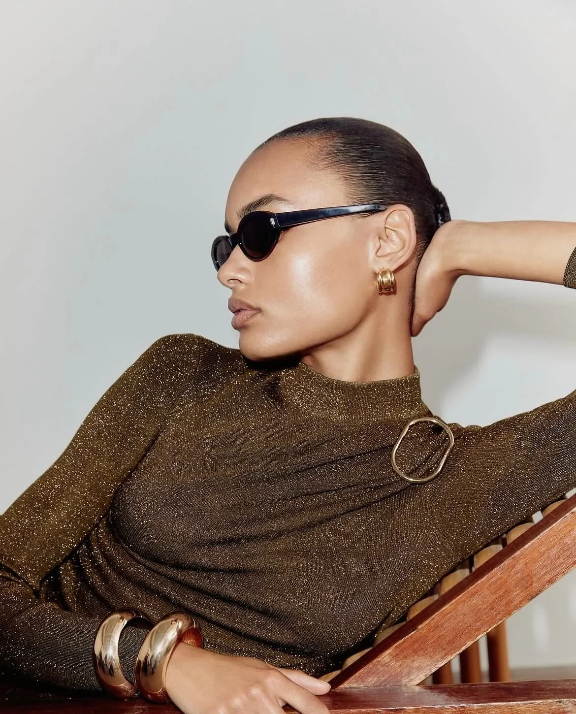 The Faye Earrings styled with @roland_mouret 🤎

Styled by @lorna.mc.gee 
Photography @magnuslechner 
Model @anabeatrizcortes_ 
Creative direction @ollywild 
Hair and make up @natalieshafii