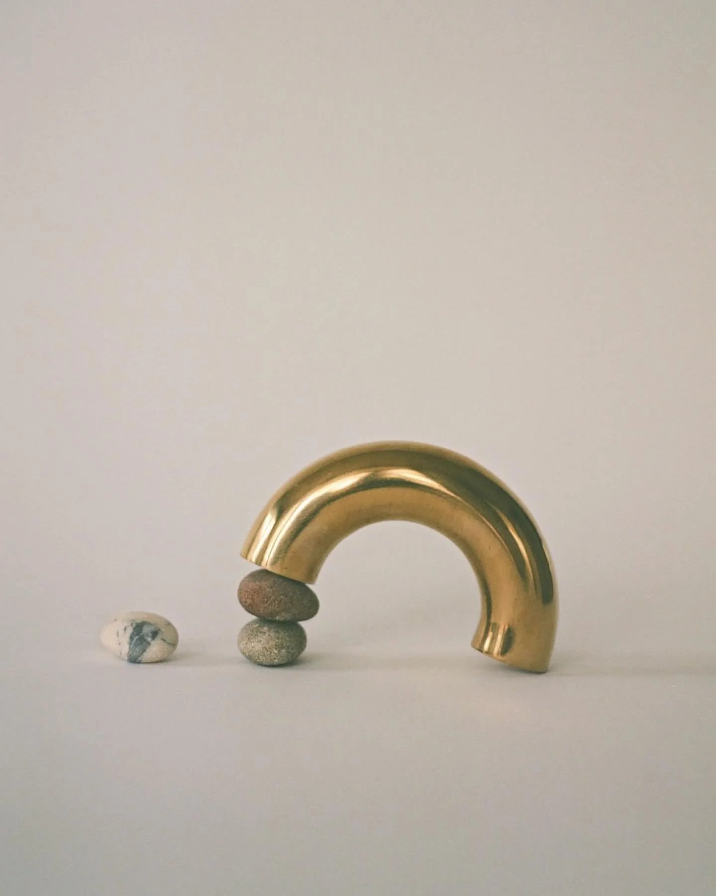 Cercle by @mahalavi 🤍 

#mahalavi #naturalbronze #satisfyingshapes