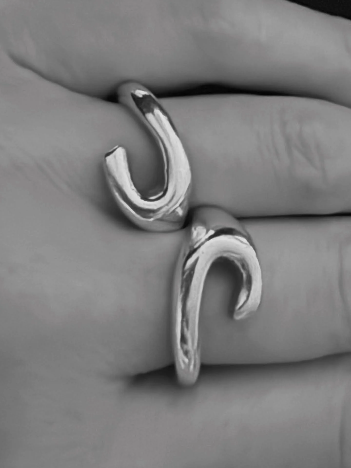 Unraveled 

#ravelring #interlockingrings #puzzlerings