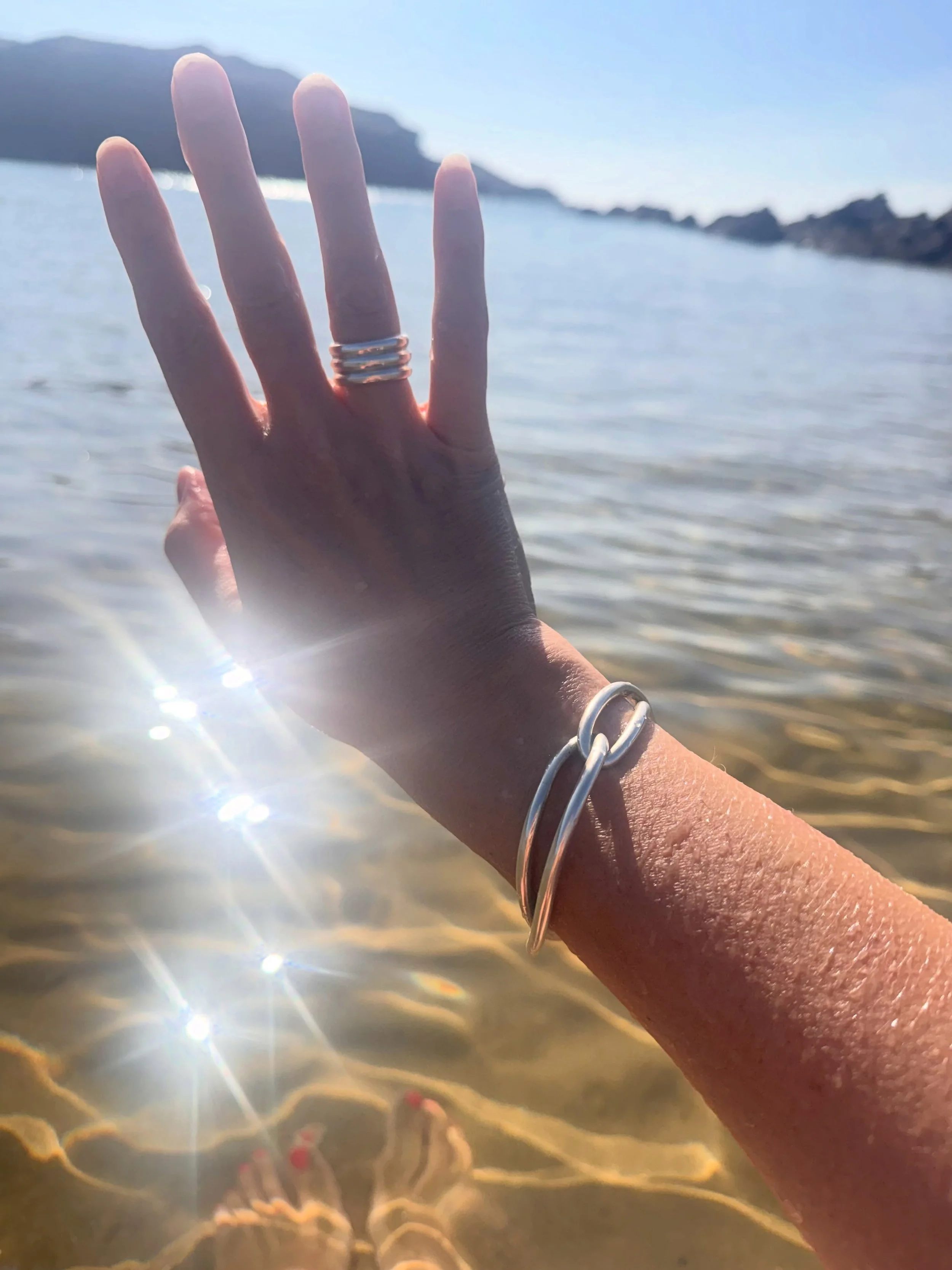 Reach for the stars ✨ 
Soma bracelet and Rizzo ring