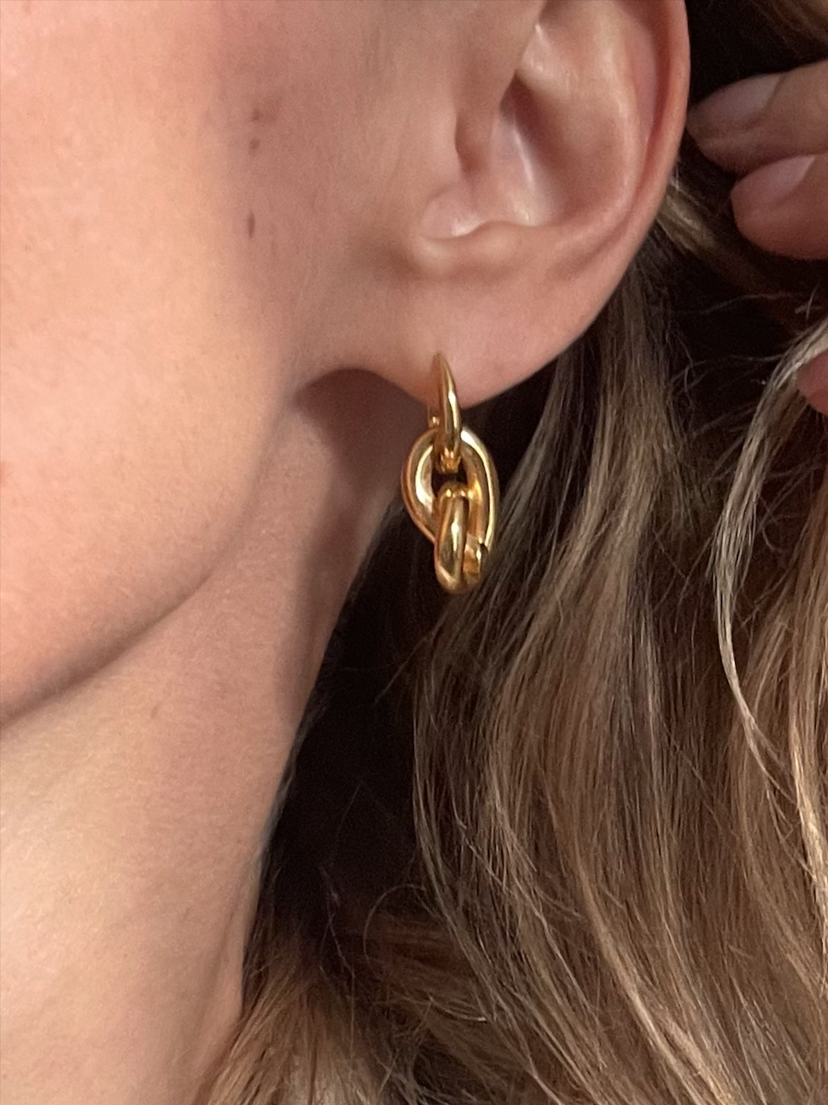 emma earrings in gold.png