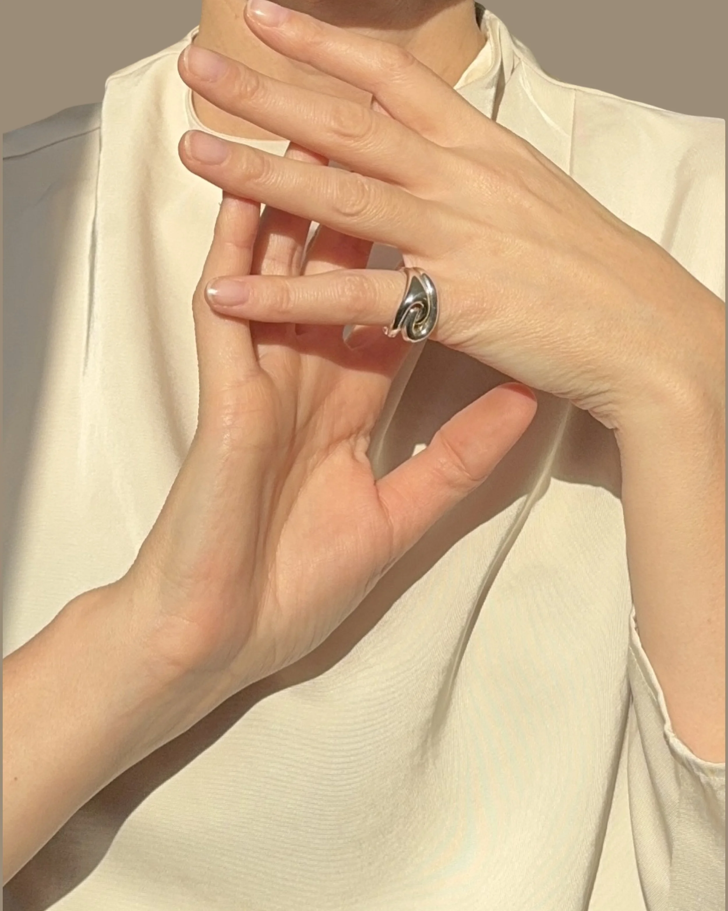 Ravel ring silver model shot.JPG