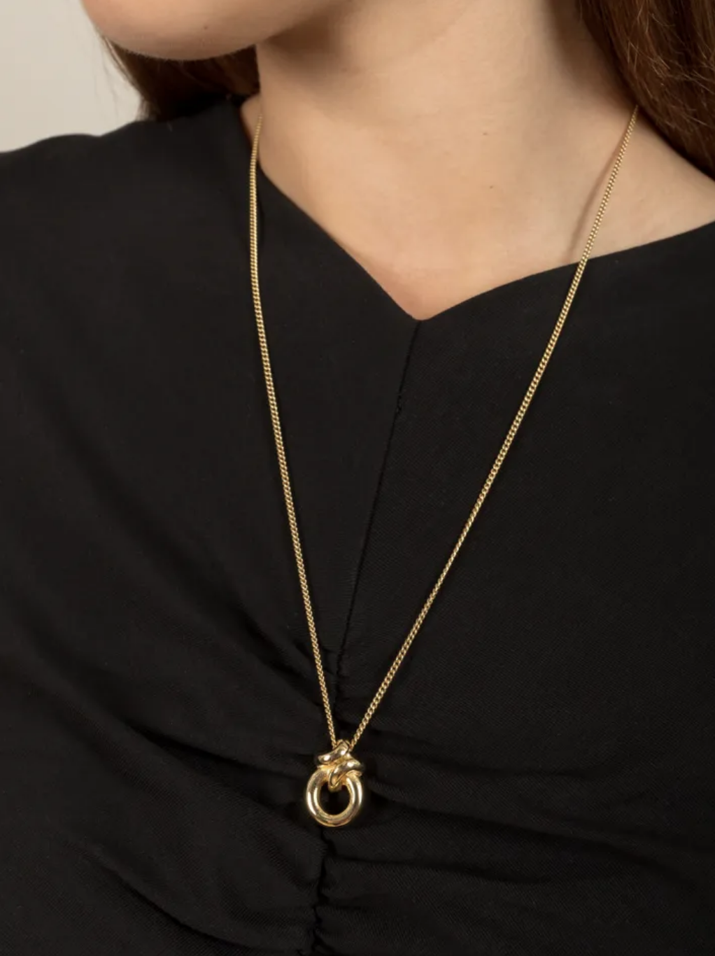 rollo close up gold finematter.png