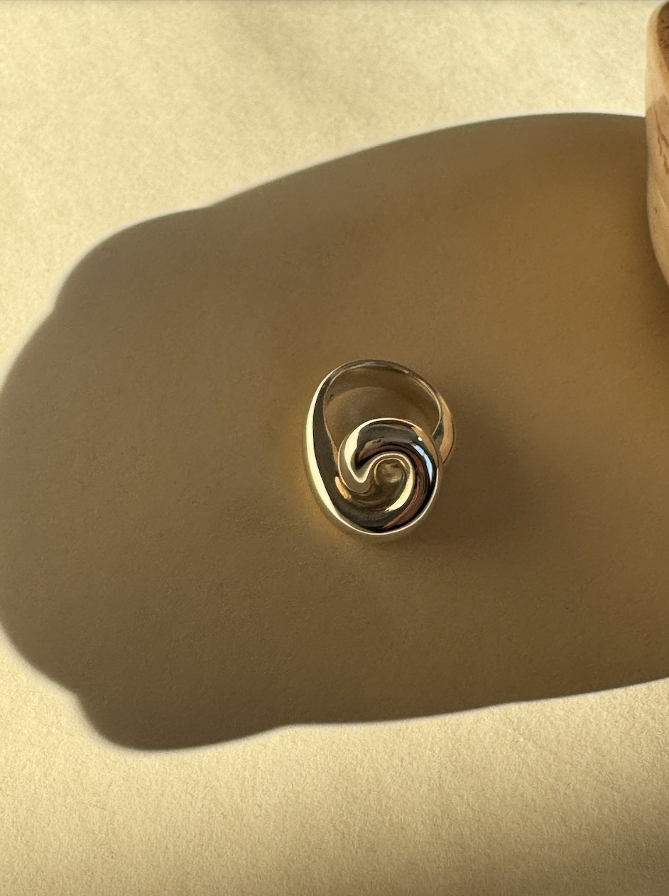 celia swirl silver.png