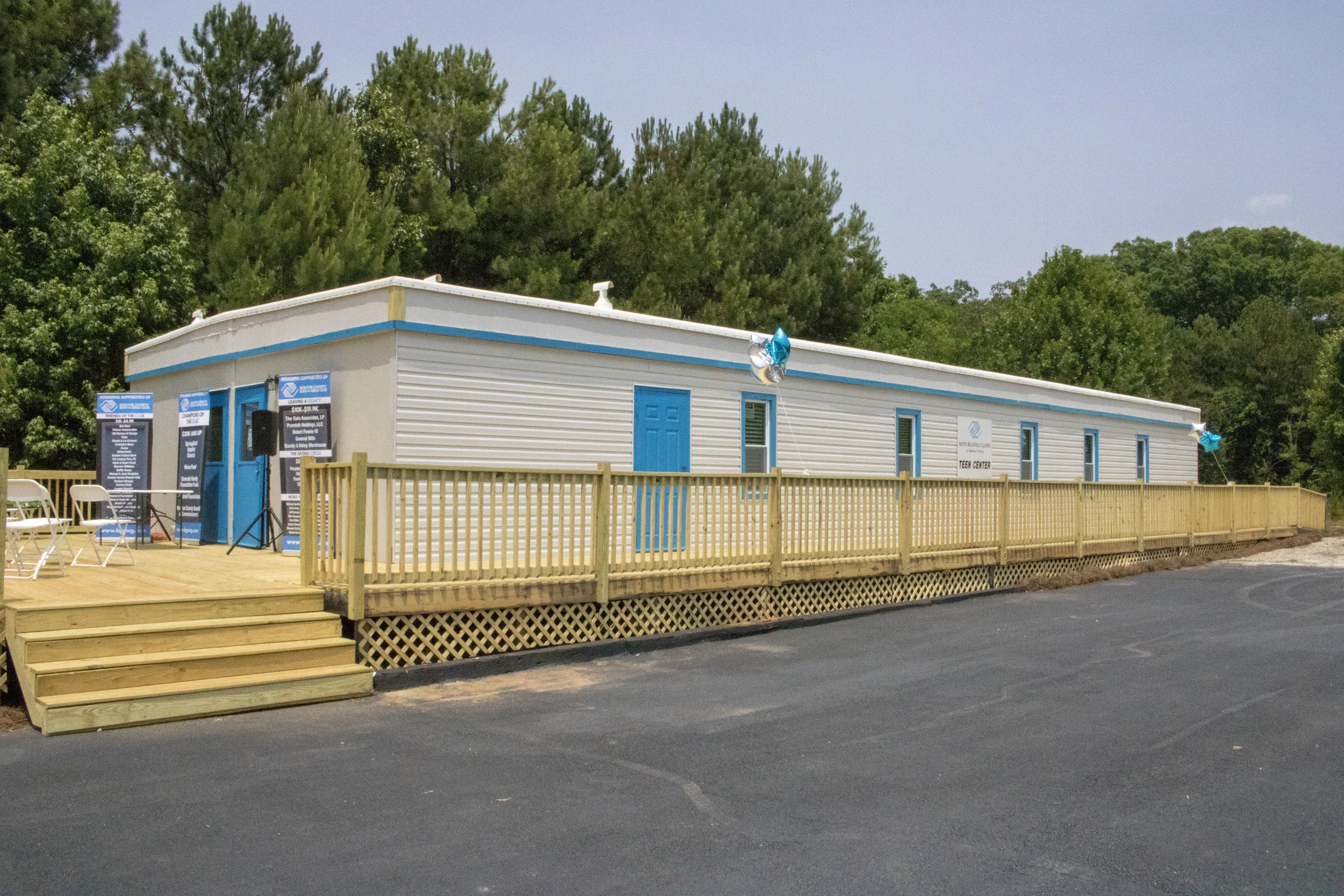 building2.jpg