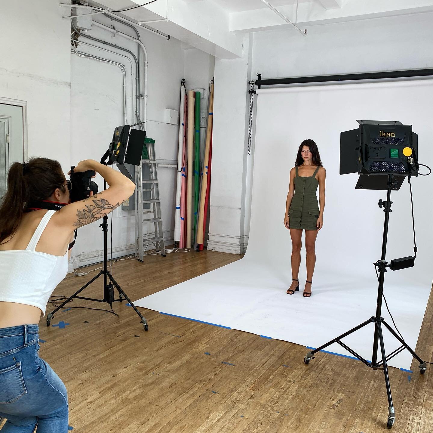 Fashion shoot in Studio 1 @space4shoots 7/8/21
Client @tinydeerbb
BTS video on https://ipso.buzz

.

.
.

#space4shoots #photostudionyc #photostudio #heraldsquare #heraldsquarephotography #midtown #midtownnyc #studiophoto #studiorental #studiophotogr