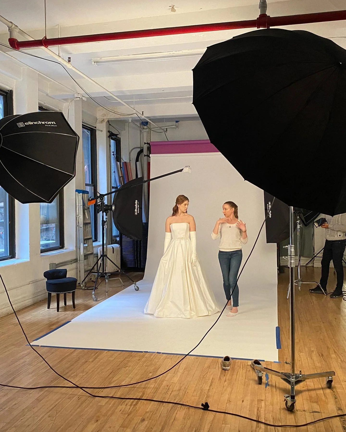 Debutant shoot at #space4shoots
@ameadowsphoto @bachrachphoto 

#photostudio #debutant #manhattanphotostudio #profoto #nycphotostudio #photoshoot #whitegown