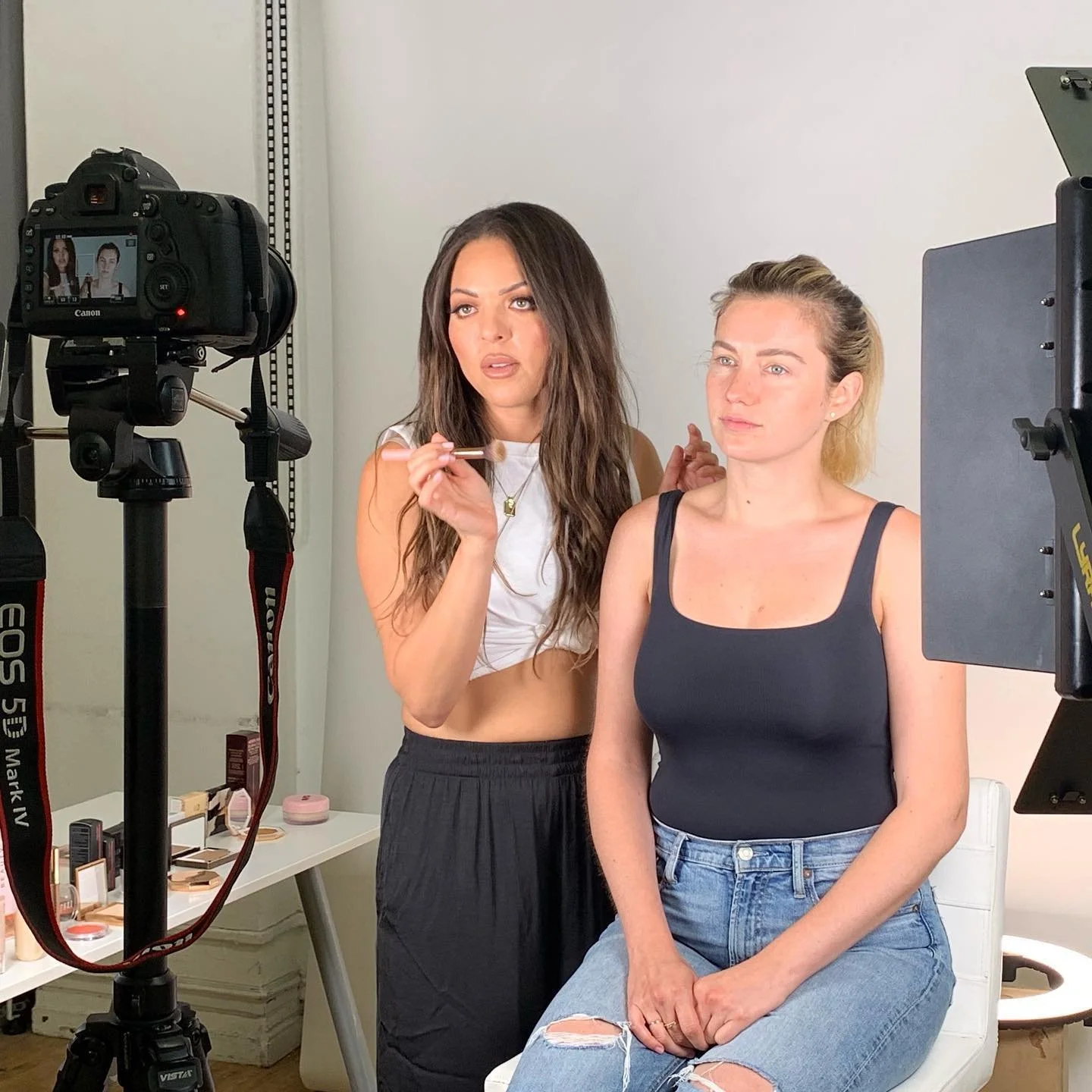 Makeup tutorial shoot in Studio 1
#space4shoots #makeup #videoshoot