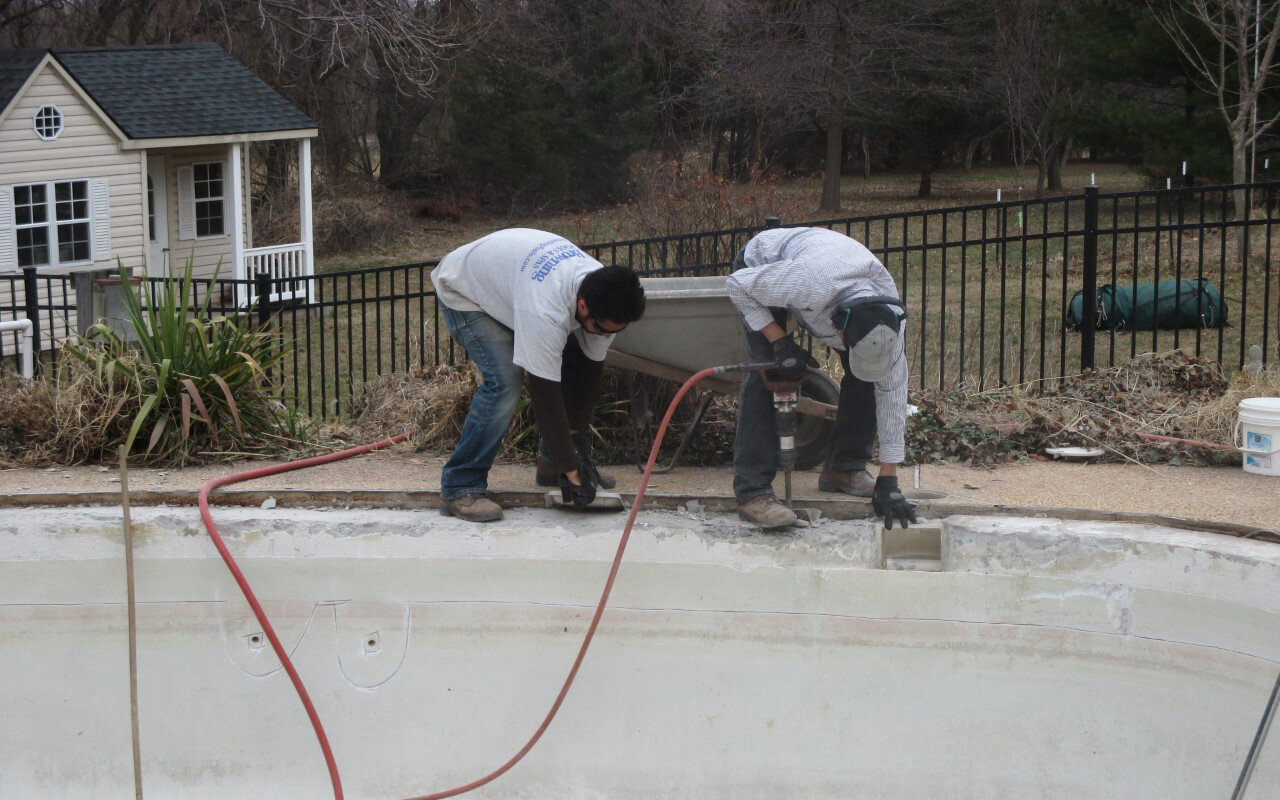  Our team is preparing the bond beam for new life which entails removing all stale concrete to exposing structurally sound concrete. This step is often overlooked in an effort to cut time and material. However, it is the most important step in comple