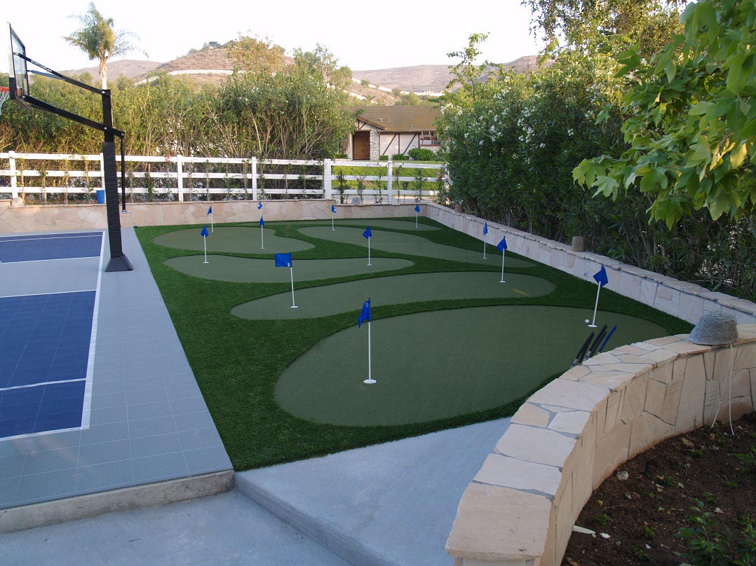 Putting green with synthetic grass