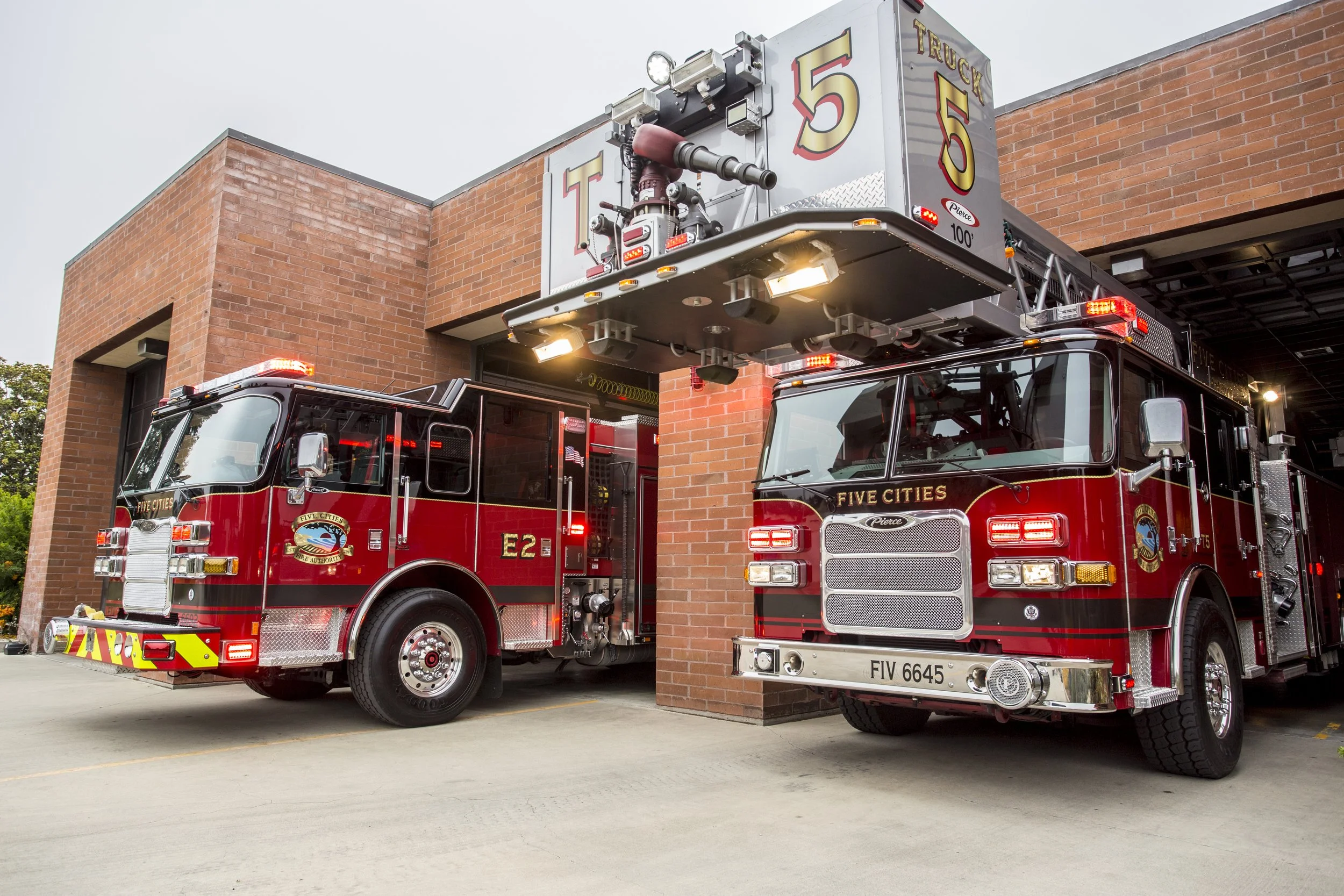 Professional 2 Engine Photo.jpg