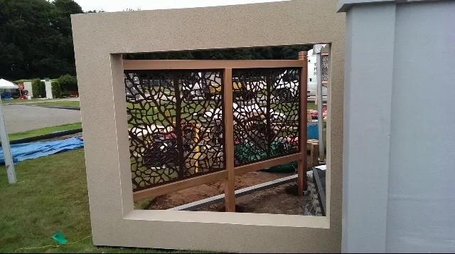 Red cedar and eucalyptus screens