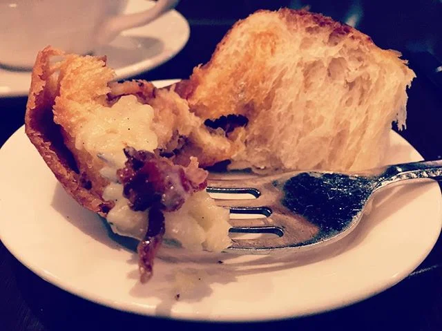 falling for bacon-stuffed buns - my visit to the dark lovely Sinema, post in bio now. #brunch #bacon #nashvilleeats #glambreakfast #instanashville #nashvillefoodfan