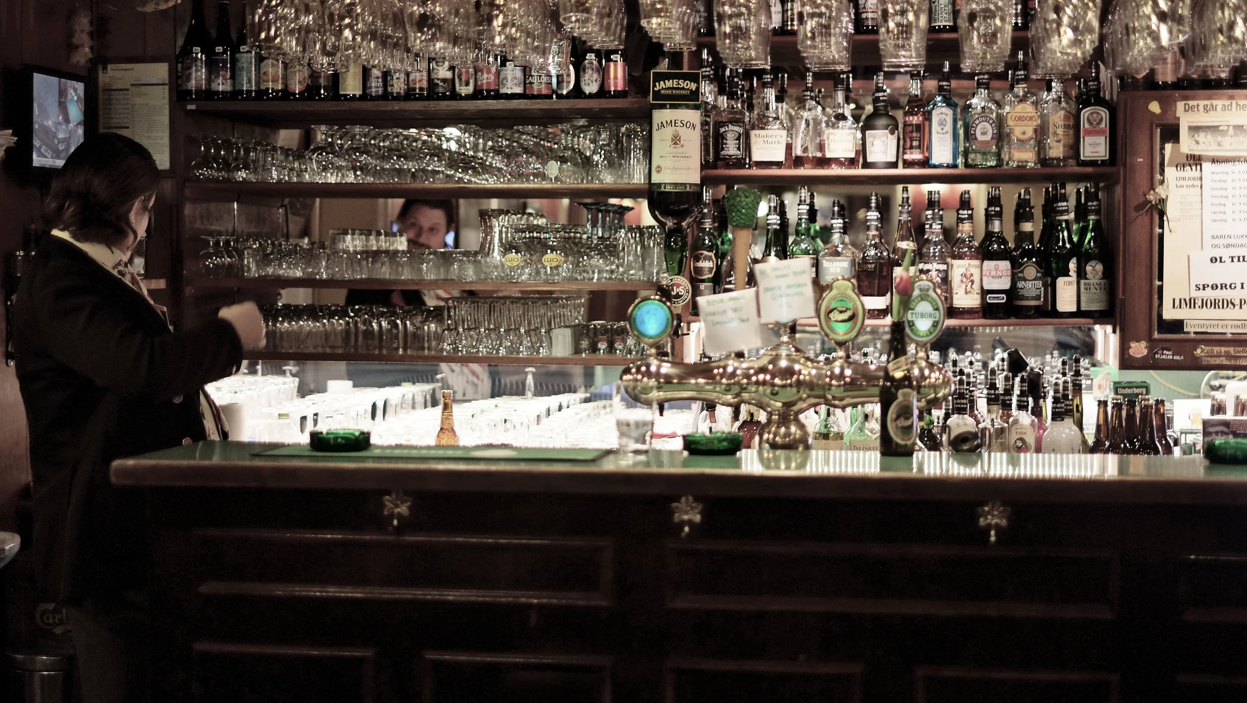 bar1 copy.jpg