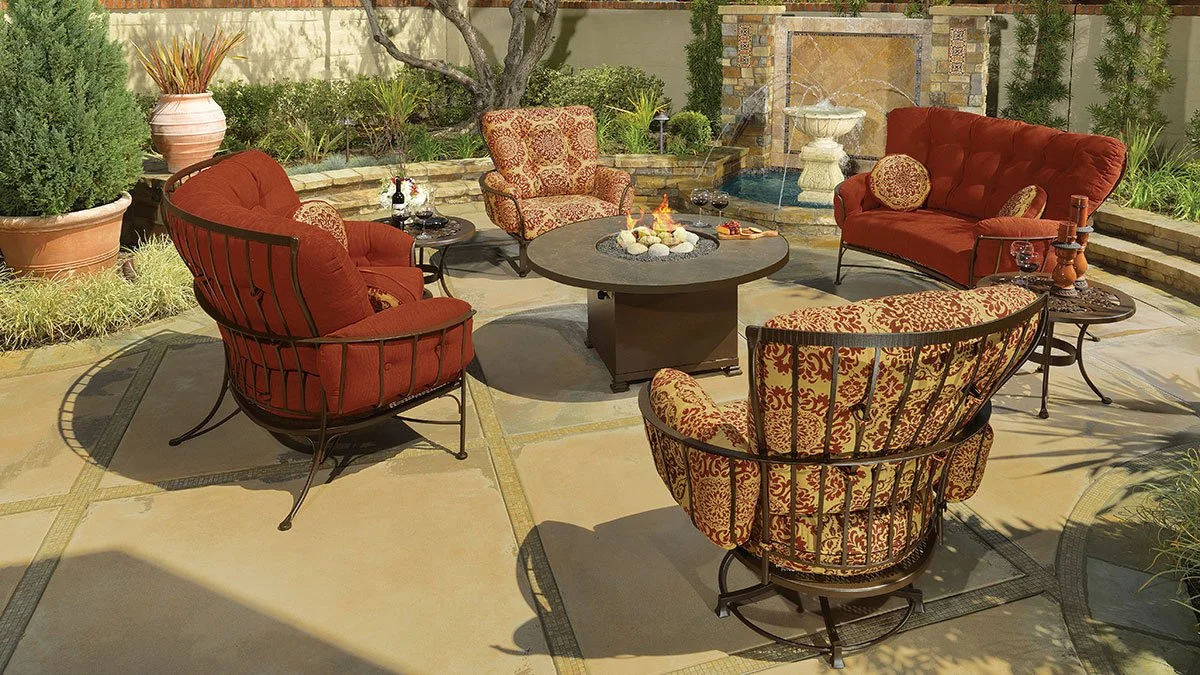 OW LEE — Patio World