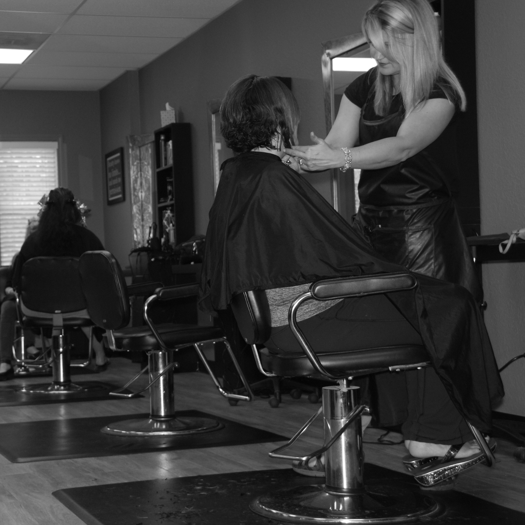 Salon Nuvo offers cuts and color for men women and children. Great Service , affordable price.