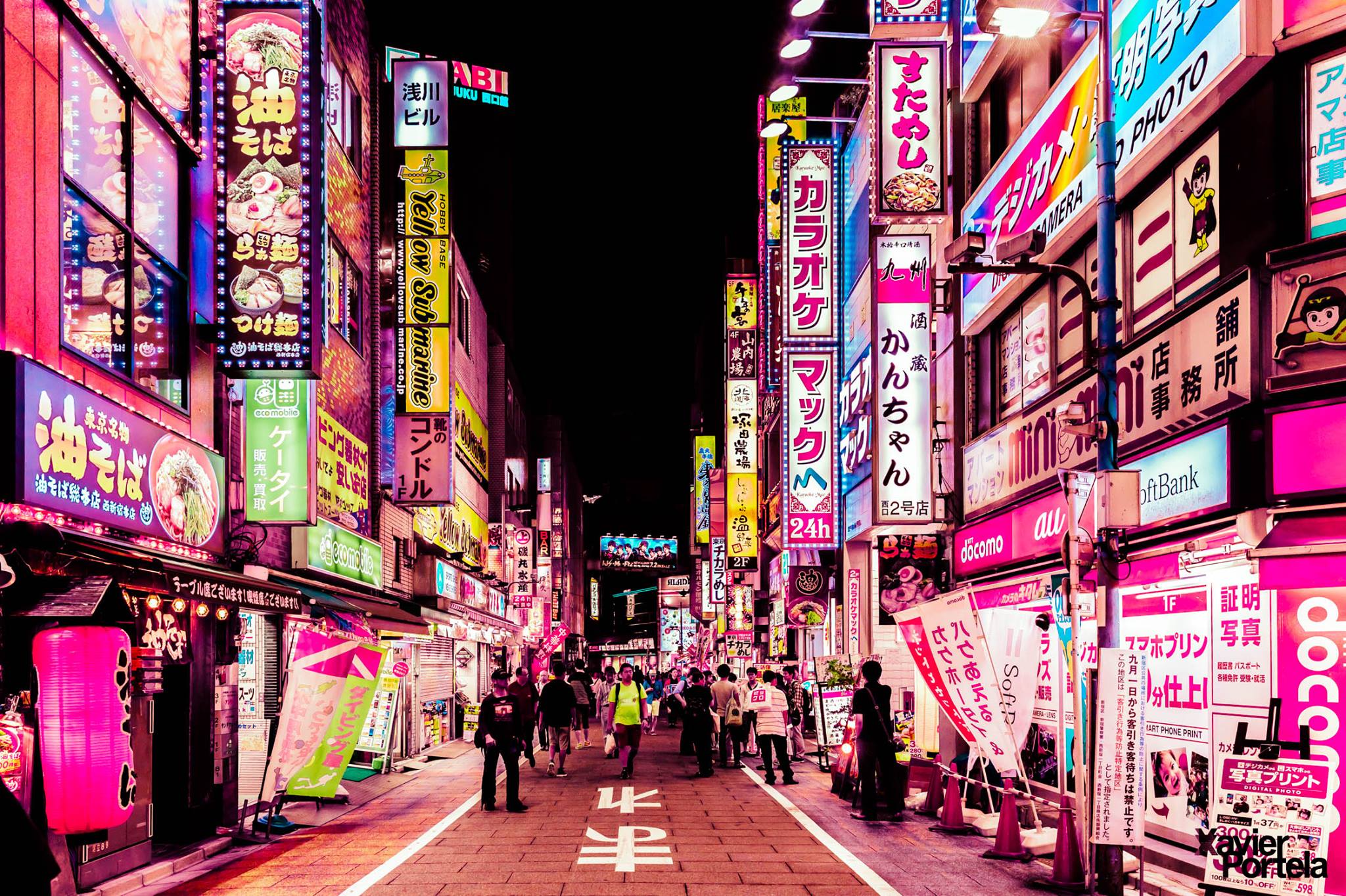 Токио это. Япония Токио ночью. Япония Токио улицы. Неон Сити Япония Синдзюку. Япония Токио улицы аниме.