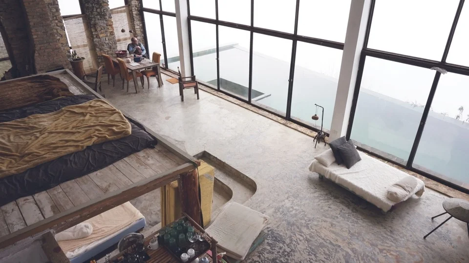 Travel Startup Lets You Vacation with Artists from around the World