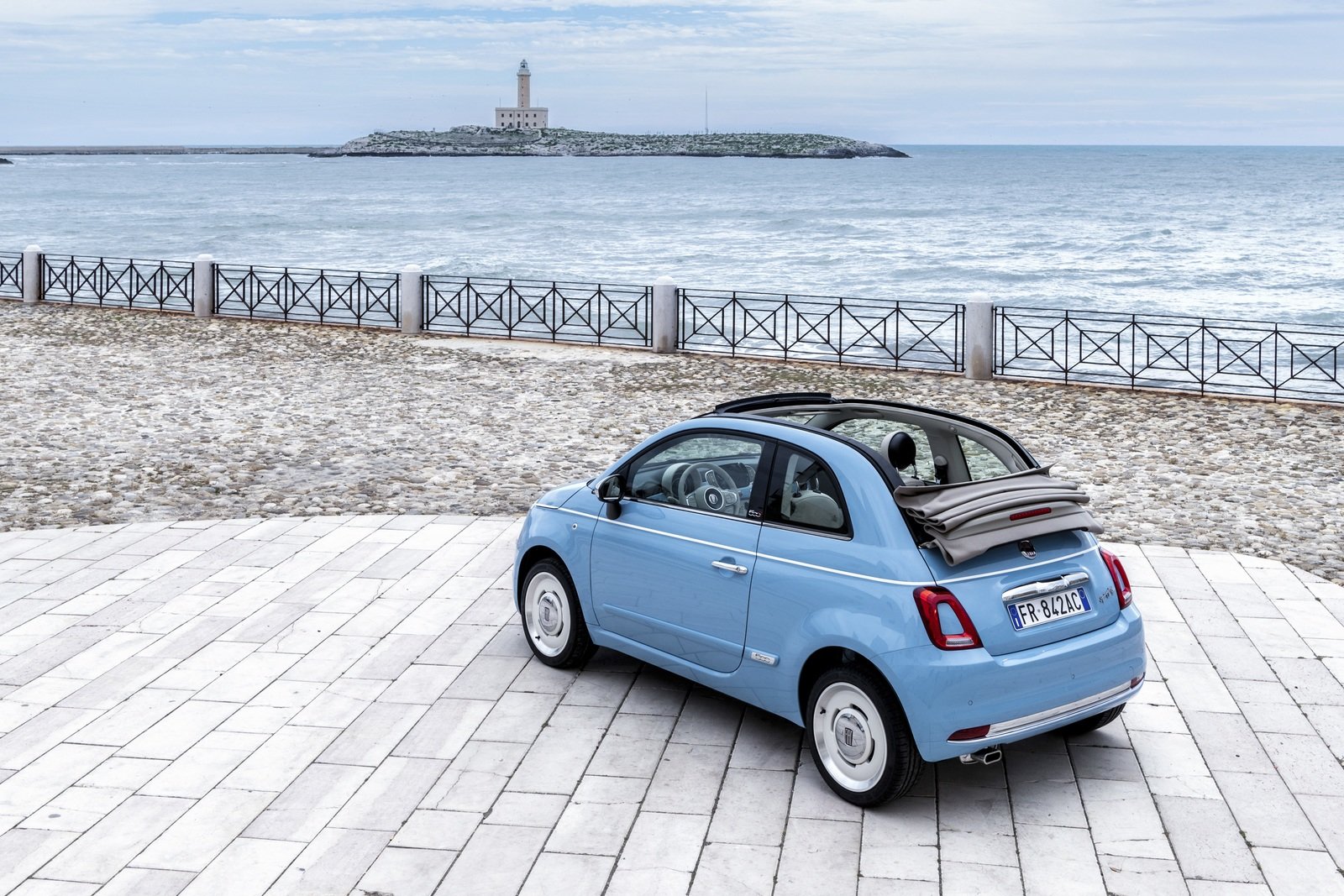 fiat500-spiaggina-4.jpg