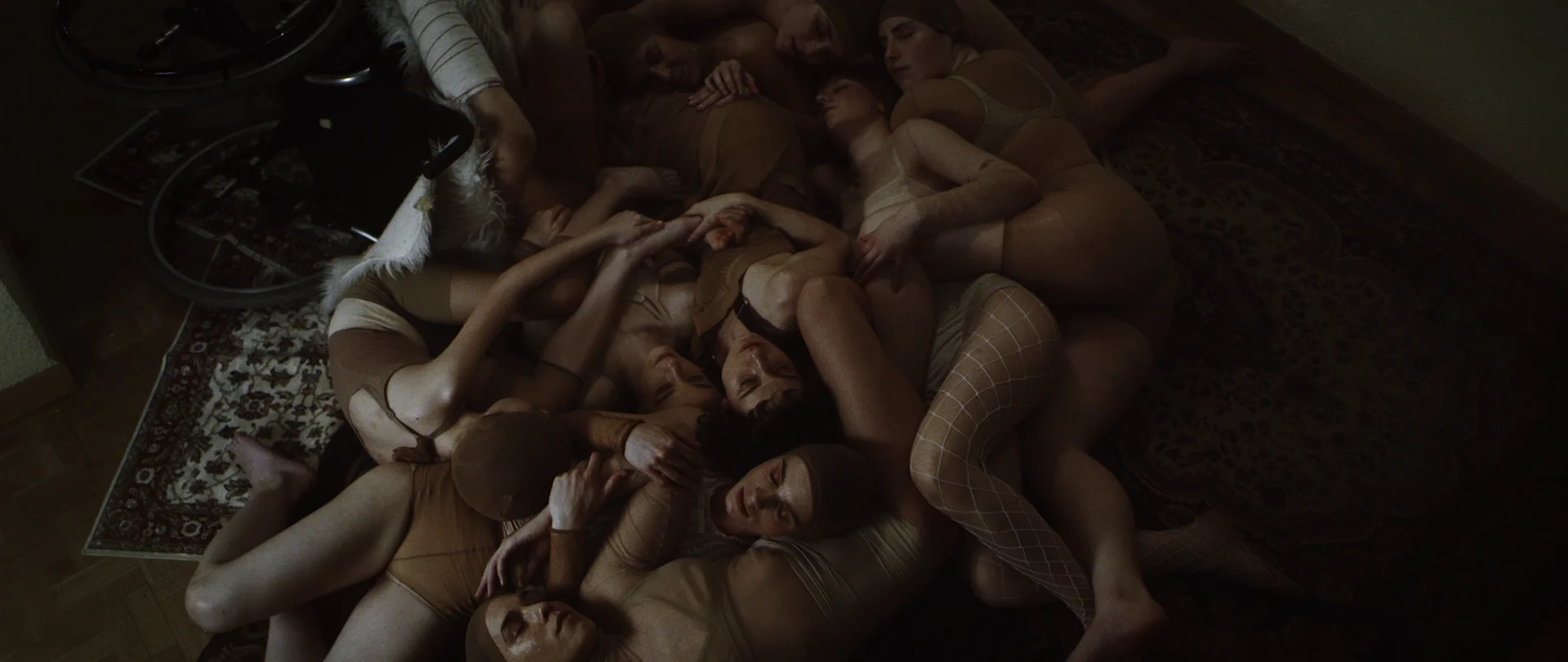 FUCKING DOWN - Fatal Tiger