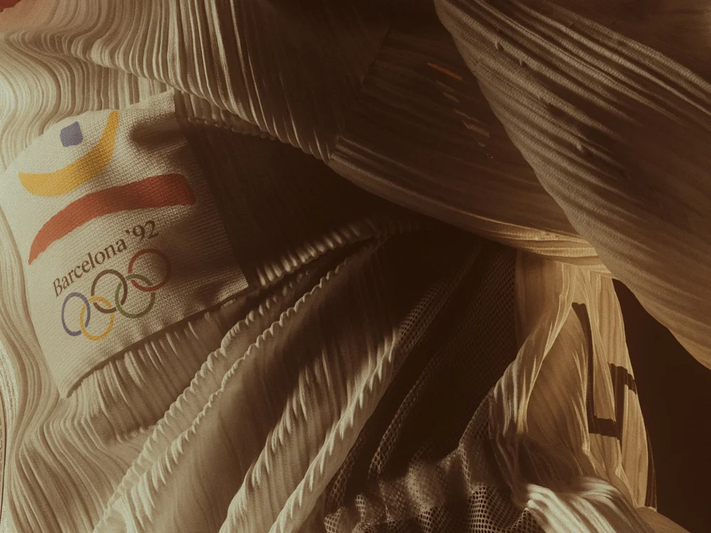 ISSEY_MIYAKE_3k_image11.jpg