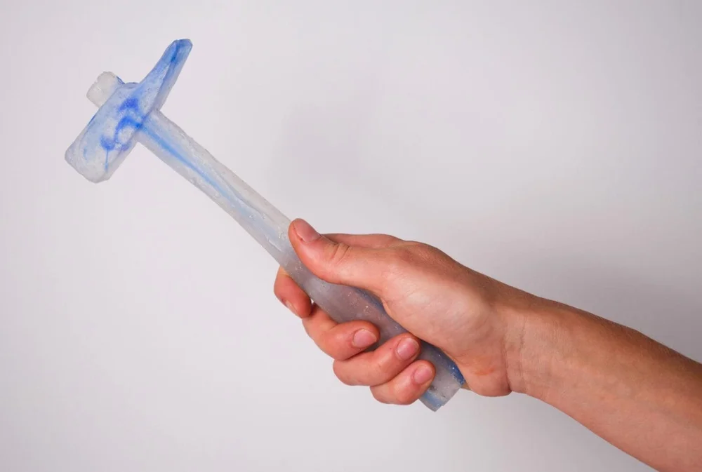 Glass hammers by Pia Hinz