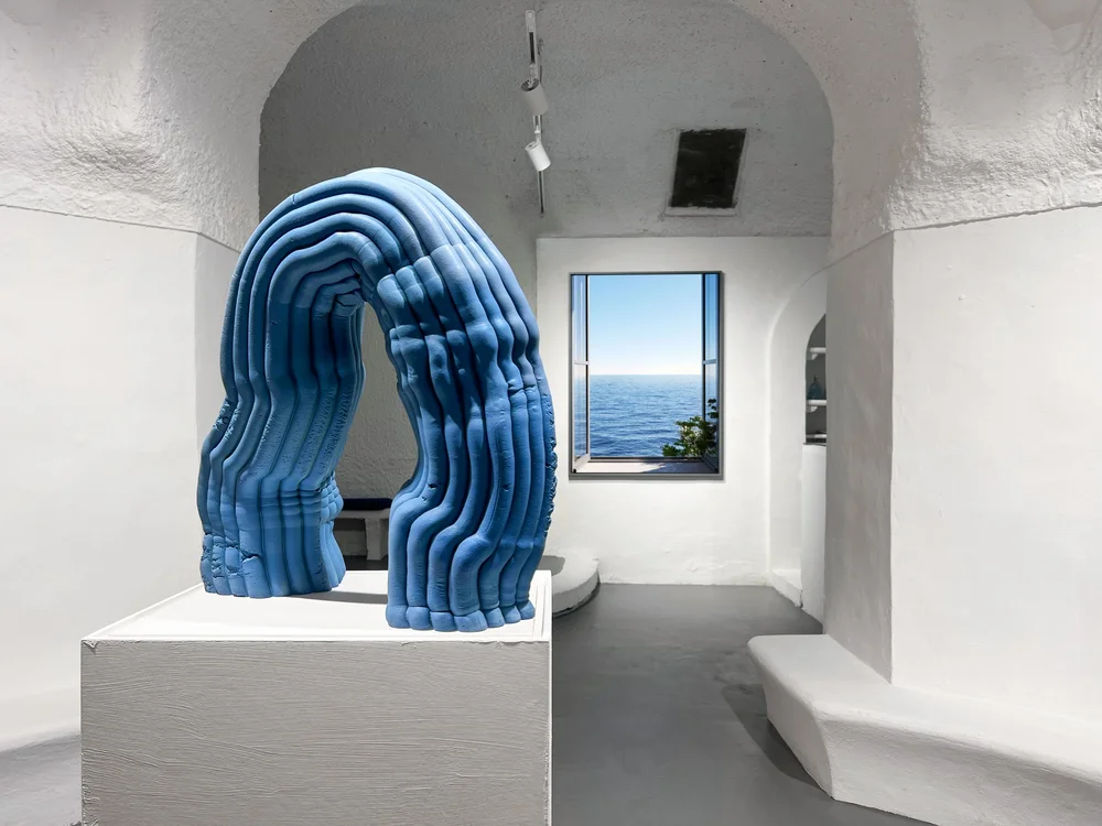 Giuseppe Lo Schiavo: Between Worlds