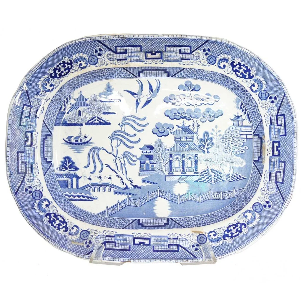 Blue Willow china tells the story of a forbidden love.