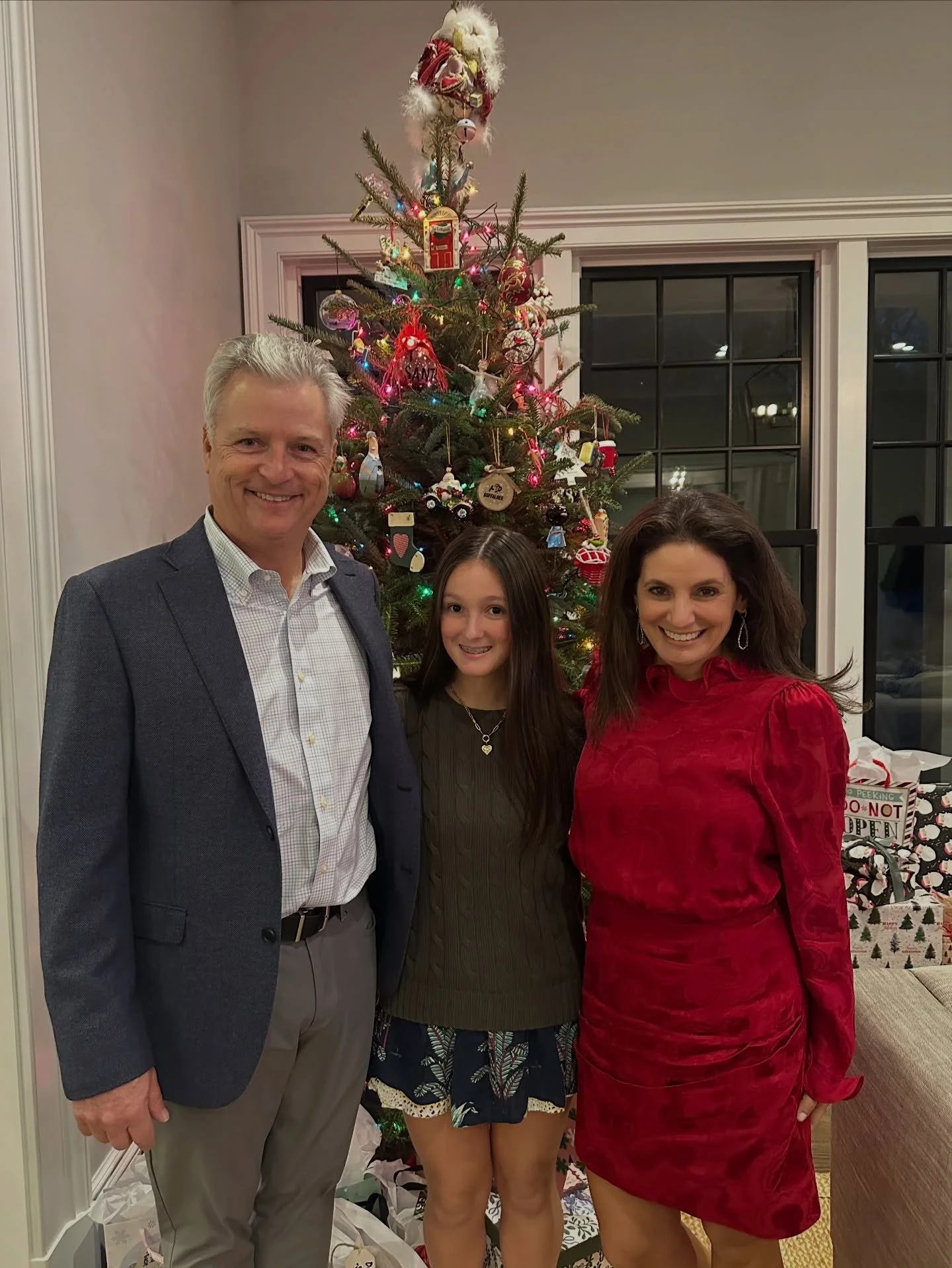 Merry Christmas! 🎅🎄 Wishing you and your family a healthy &amp; happy Holiday Season.