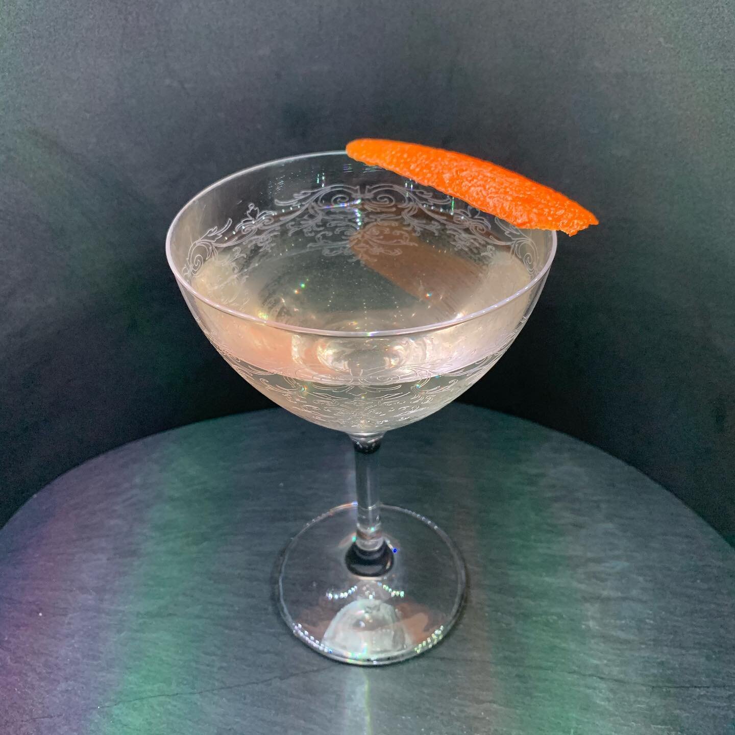 I&rsquo;m closing out my martini survey with this gem - a @fewspirits breakfast gin martini. I ready love how the English breakfast flavors come through in this gin. What is your favorite use of @fewspirits breakfast gin?

Don&rsquo;t forget to take 