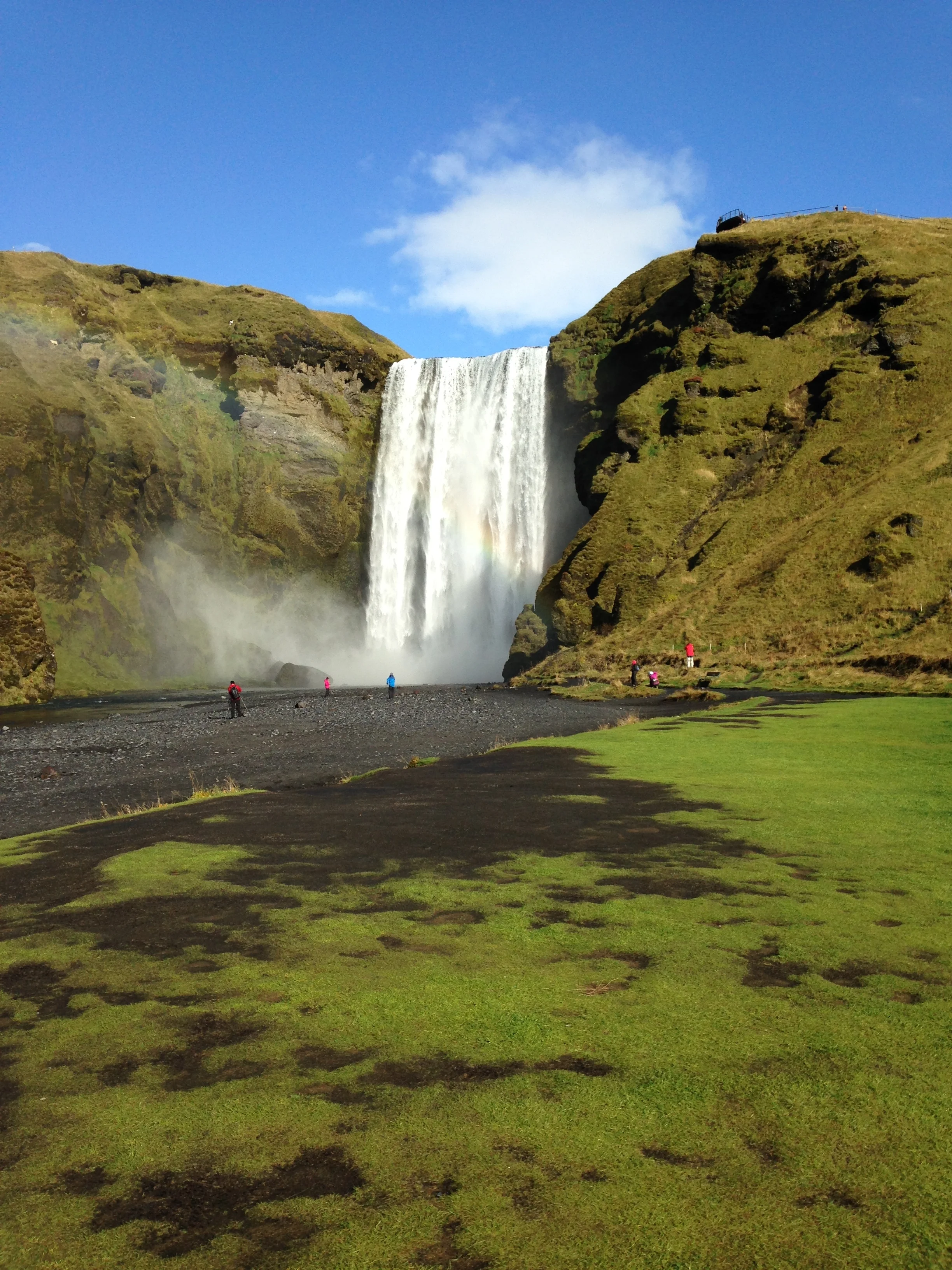 Iceland – Glaciers, Hot springs and Waterfalls