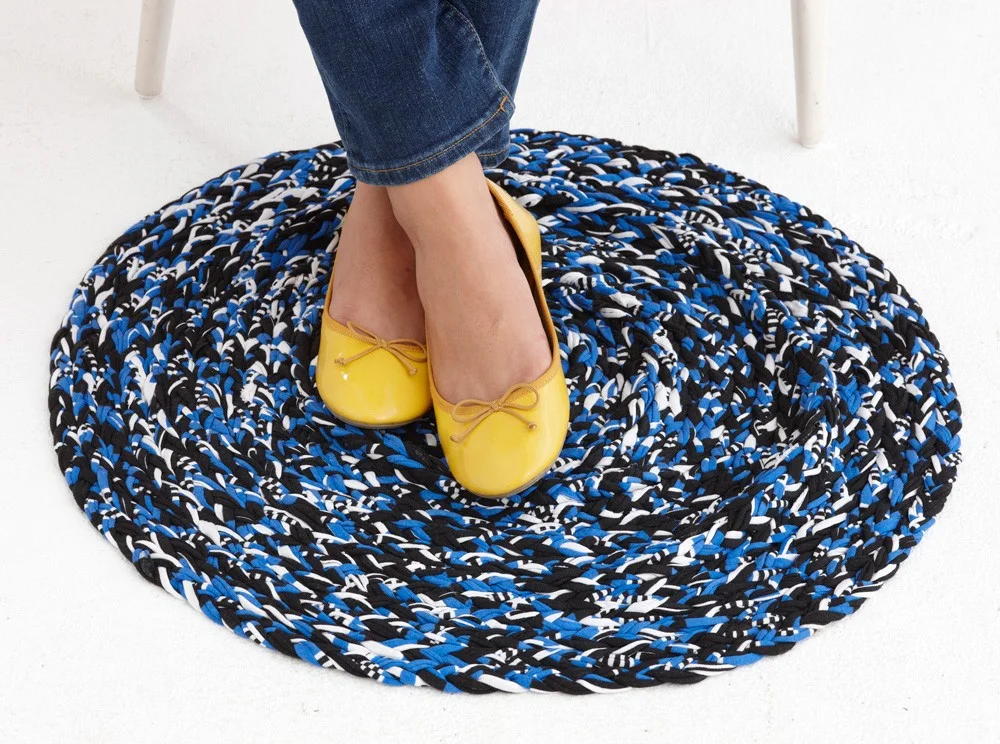 Craft-Pattern-Braided-Rug-L20053-a.jpg