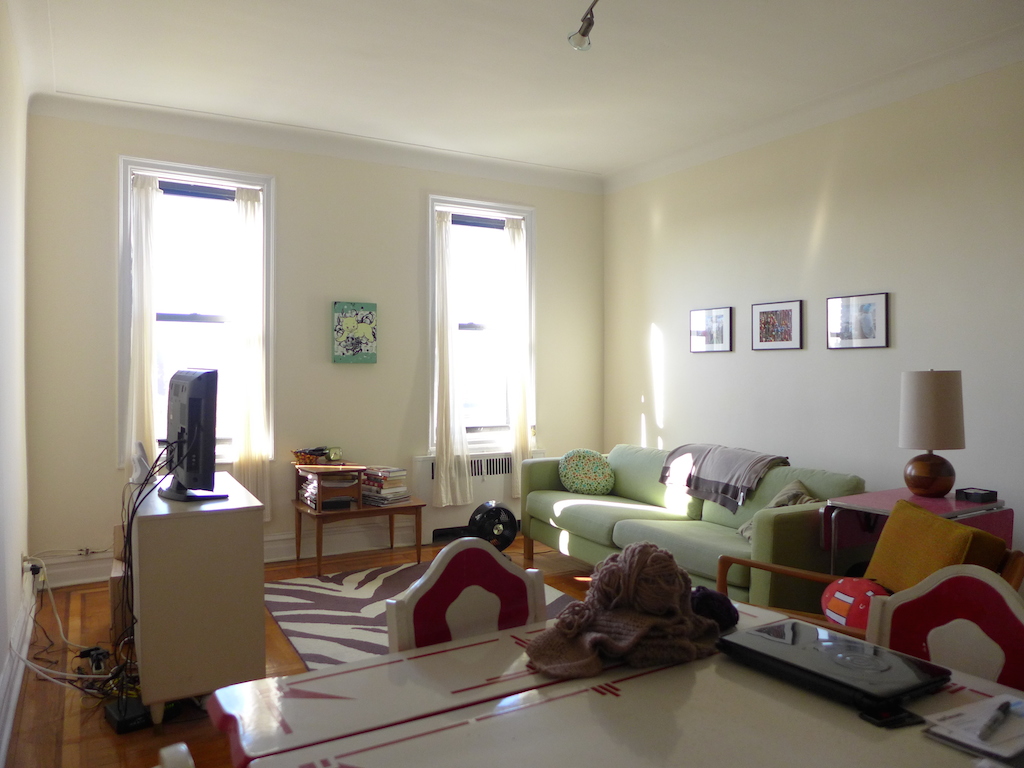 Living Room, 395 Stratford Road