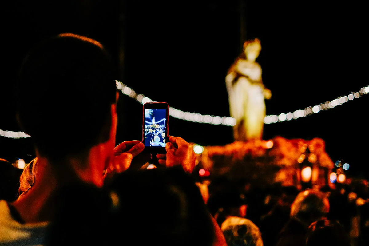 Fuji X-Pro1 , XF 35mm f/1.4 , 1/125 , f/1.4 , ISO 1600