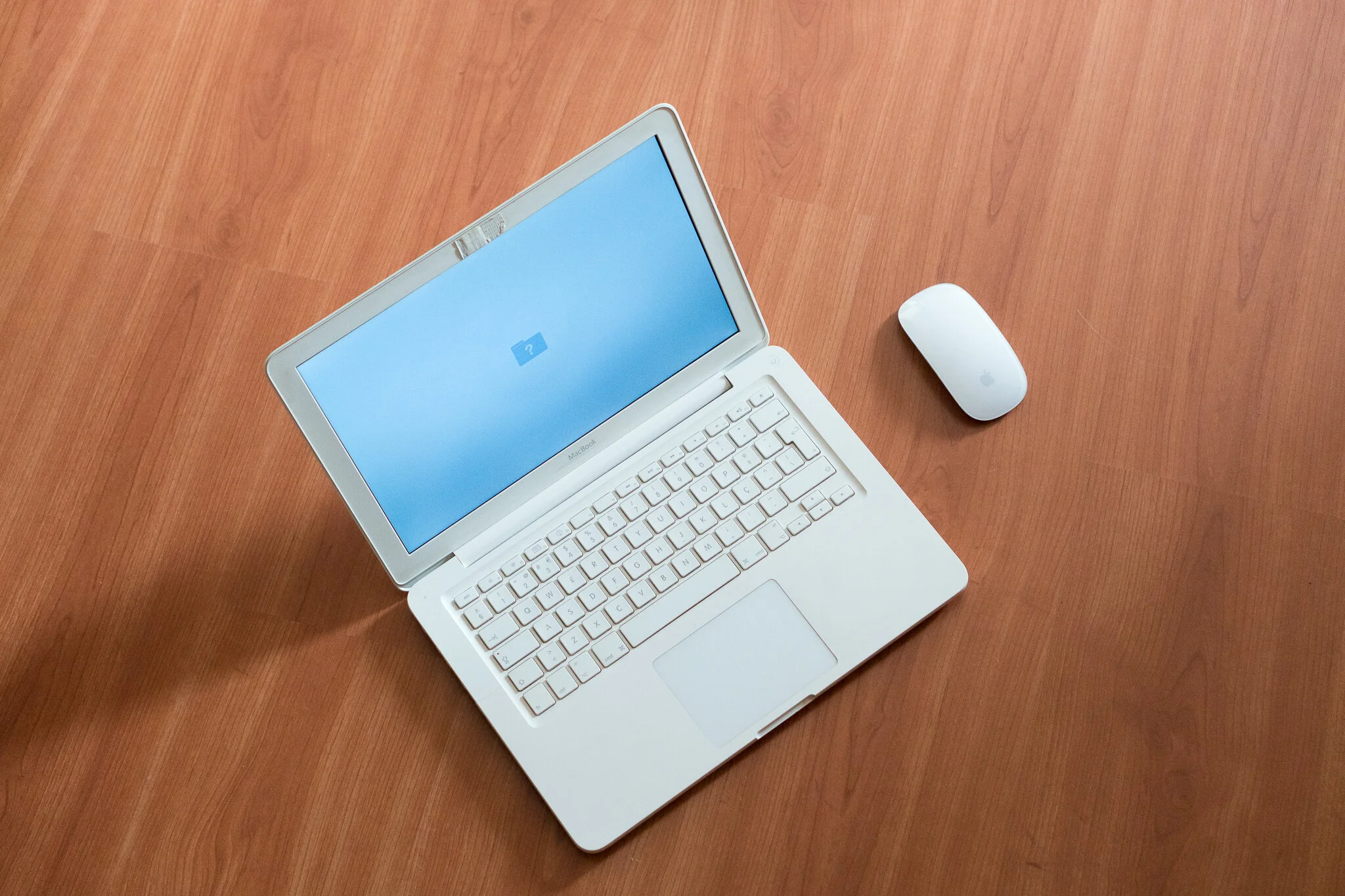 MacBook or iPadPro 1.jpg