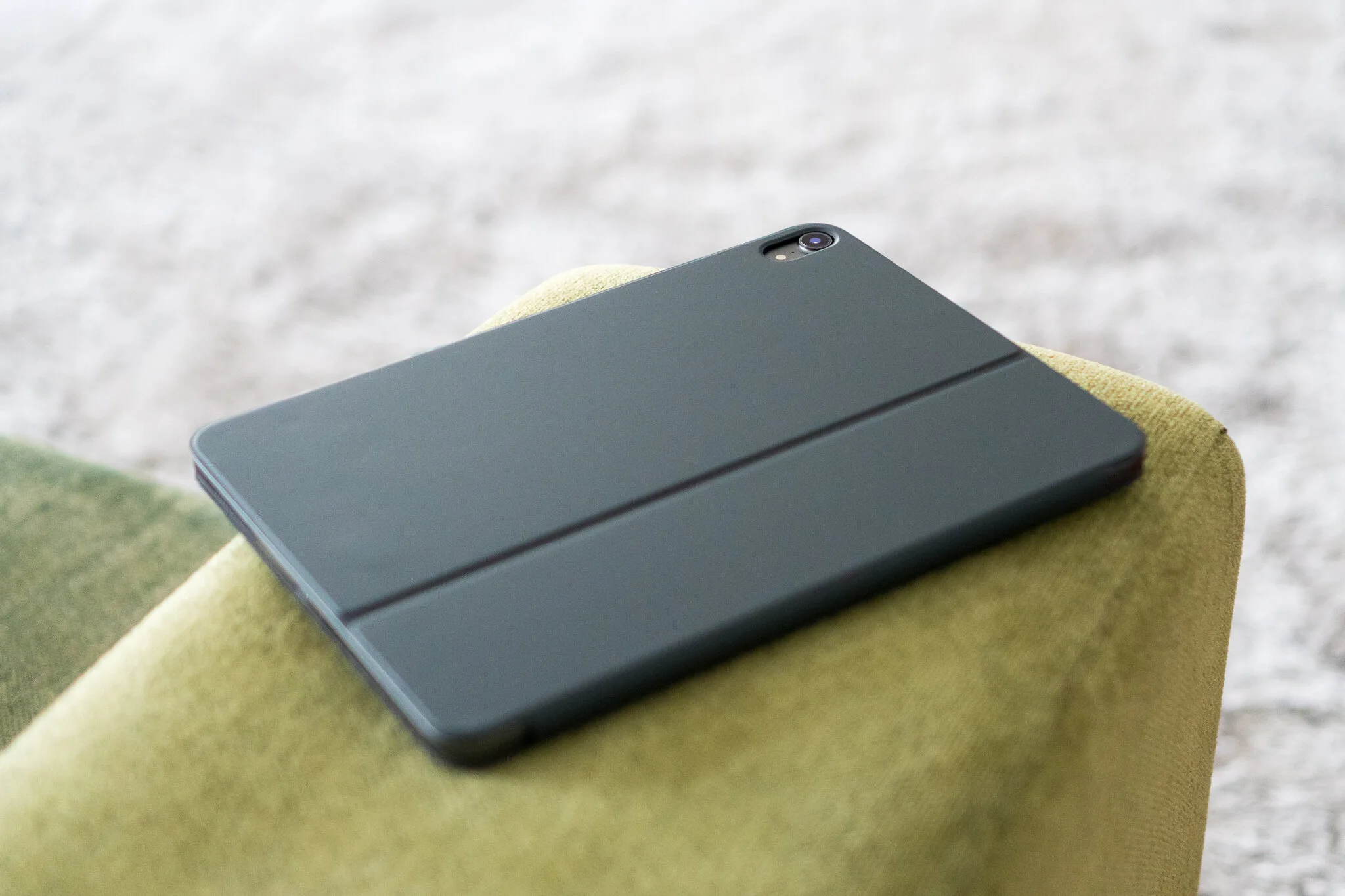 MacBook or iPadPro 4.jpg