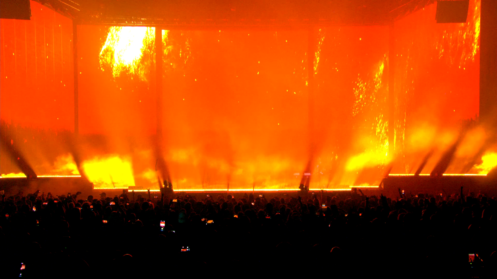 still_08_00-34-14.png