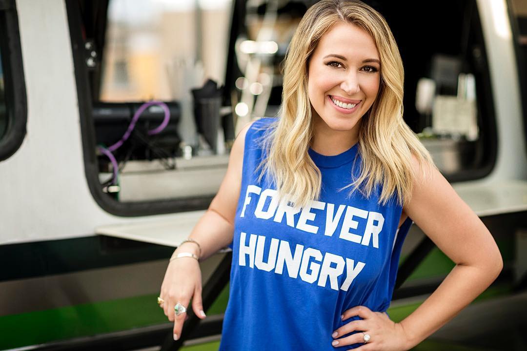 Completely obsessed with Haylie's new show on the Cooking Channel called " Haylie's America !" I've been binge watching that bad boy majorly! ...she's so darn cute!!