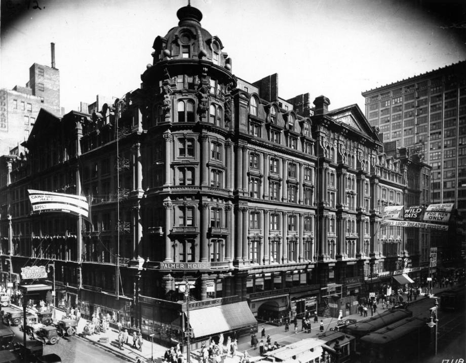 The original Palmer House Hotel, Chicago - Photo source: Chicagology.com