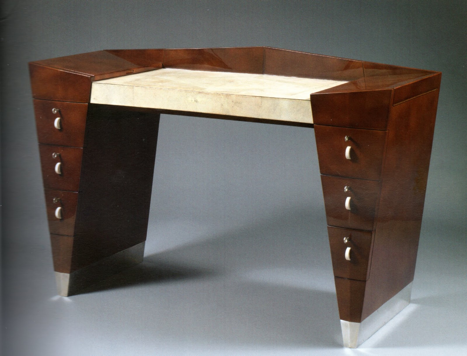 Art Deco Furniture Designer