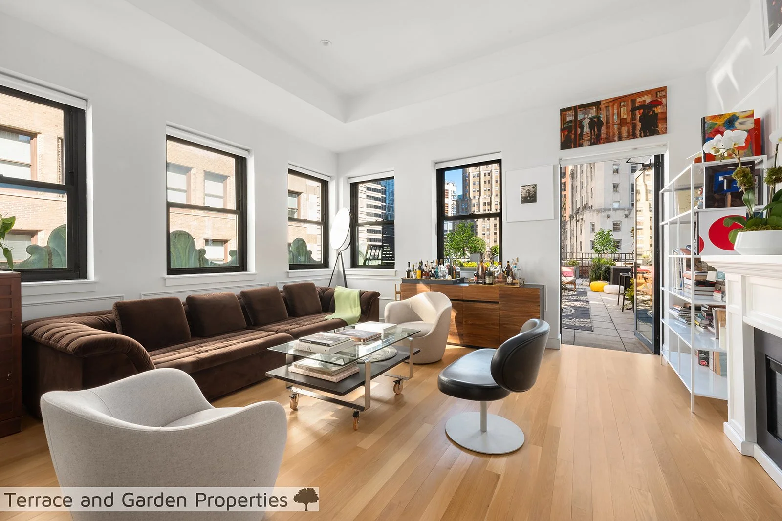 5- DSC06424_1_MEDIUM RES.jpg