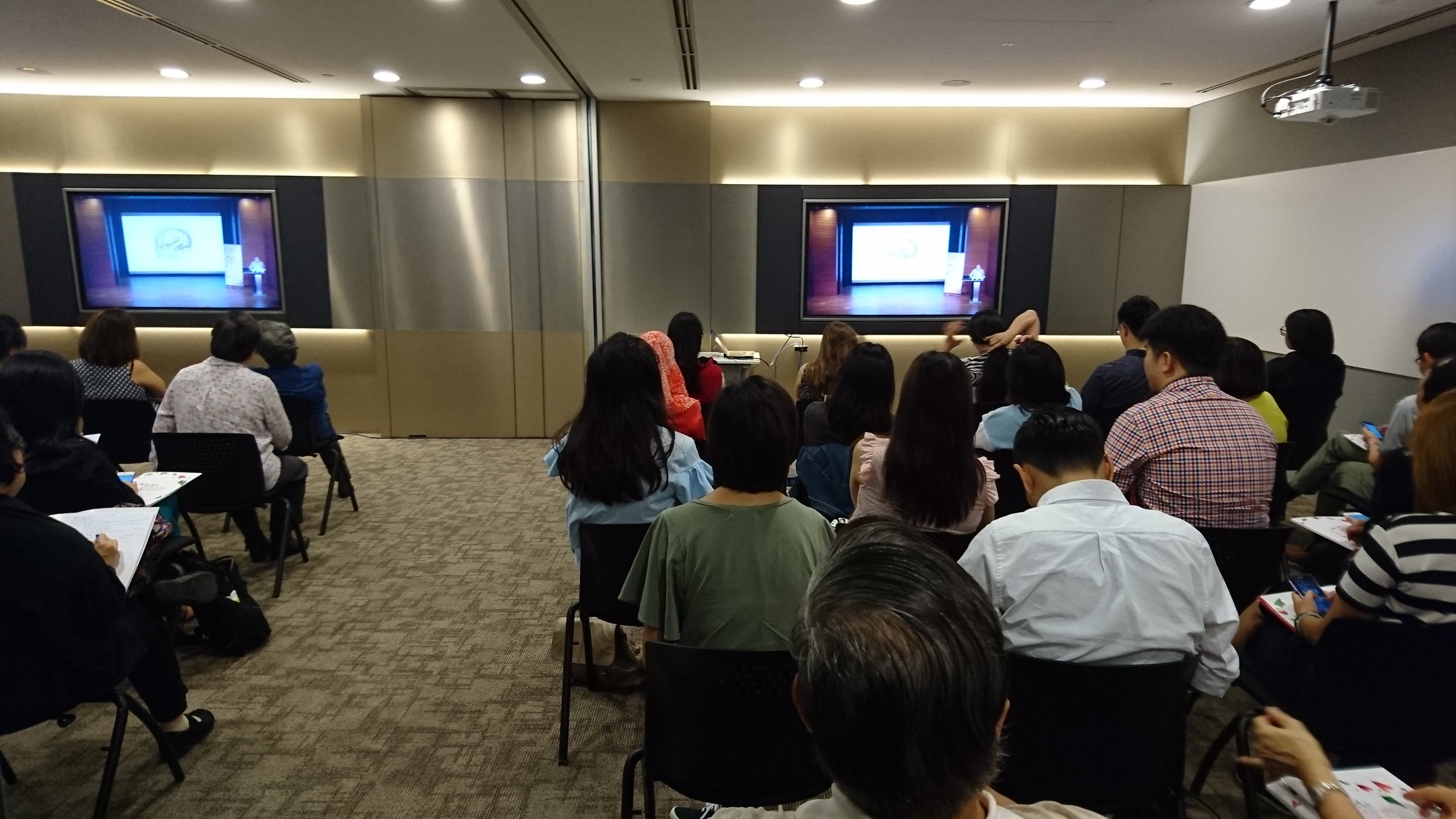 Broadcast to one of the overflow rooms