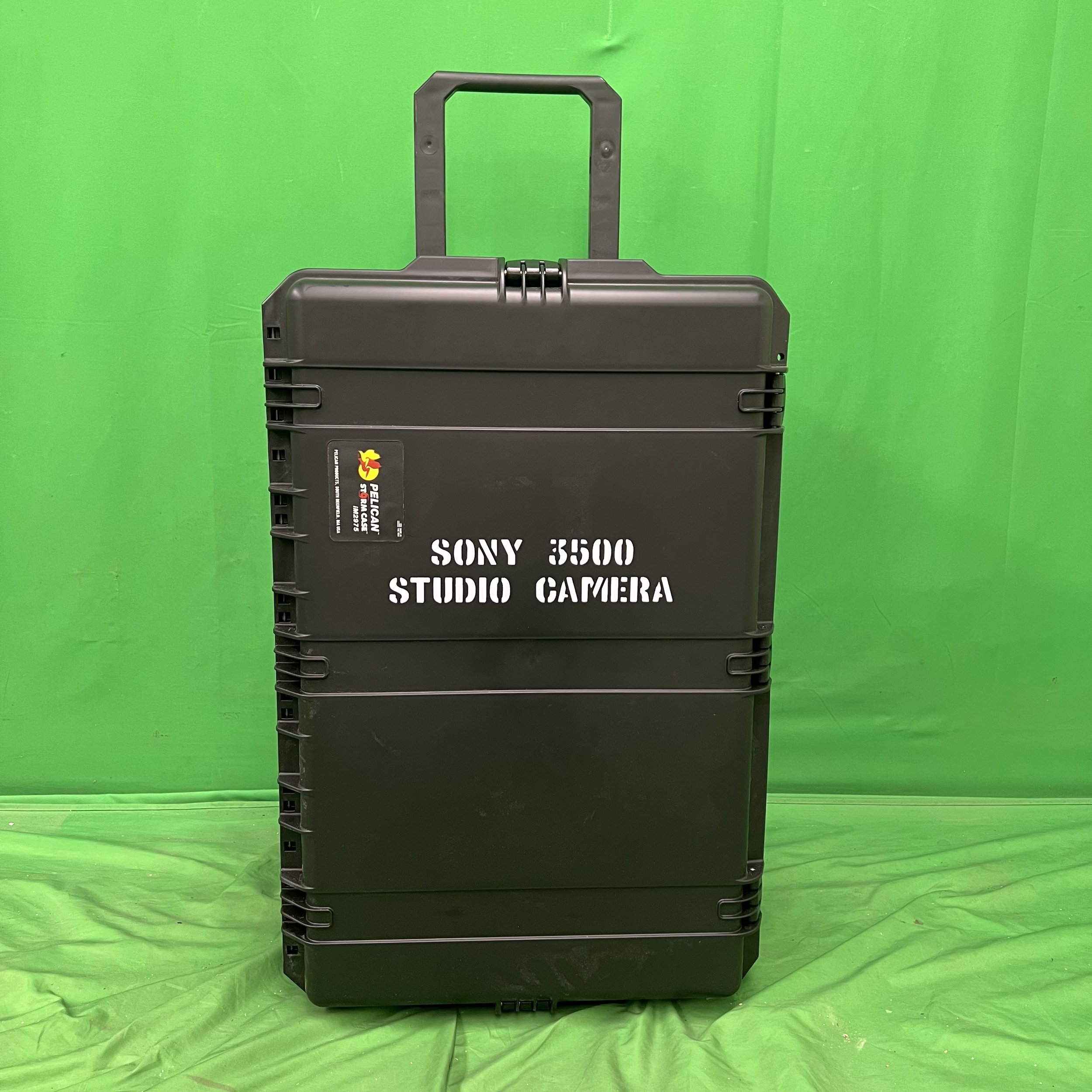 Sony  3500 Studio Camera -IM2975 (OC-11032)