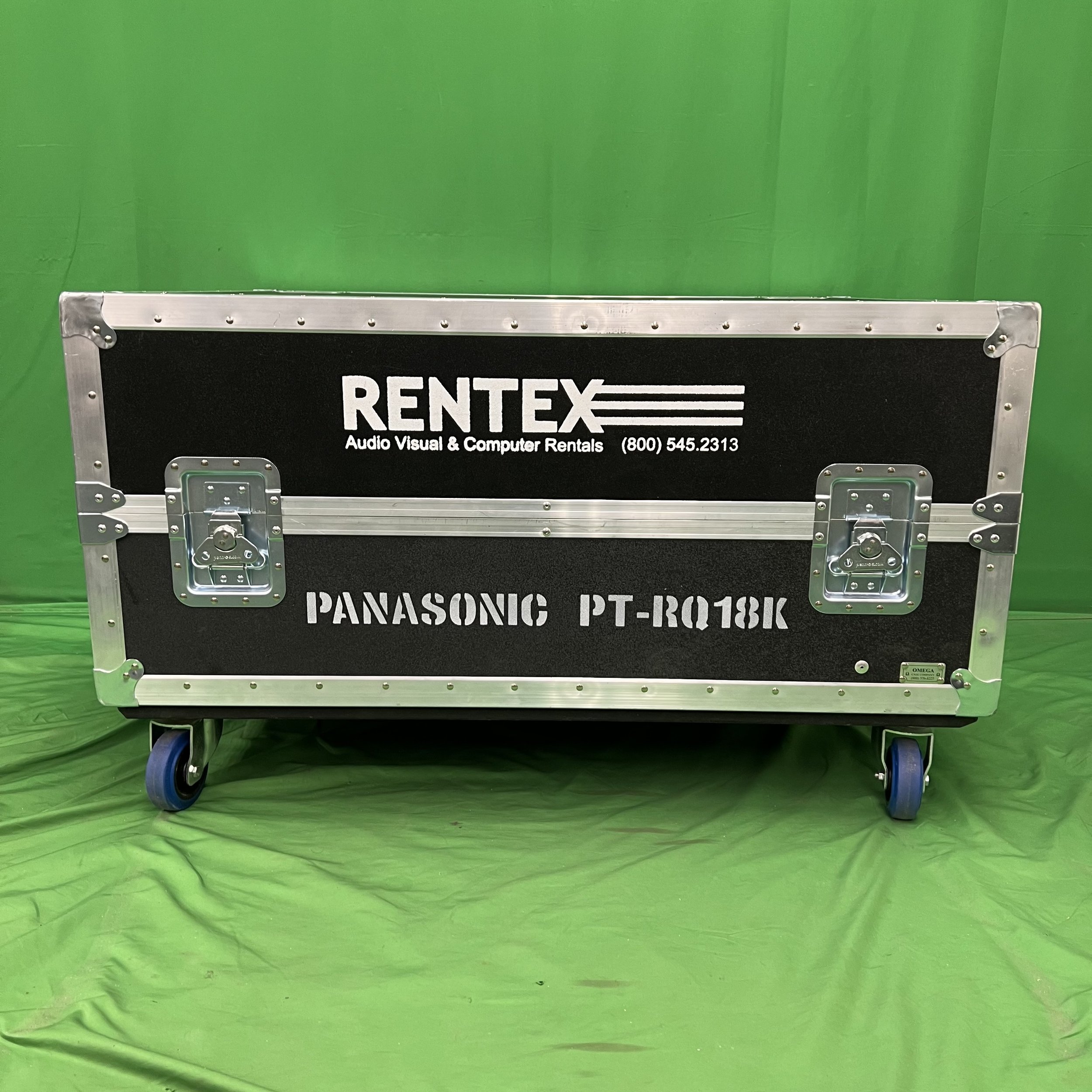 Panasonic PT-RQ18K w ET-PFD525 Cage (OC-11095)